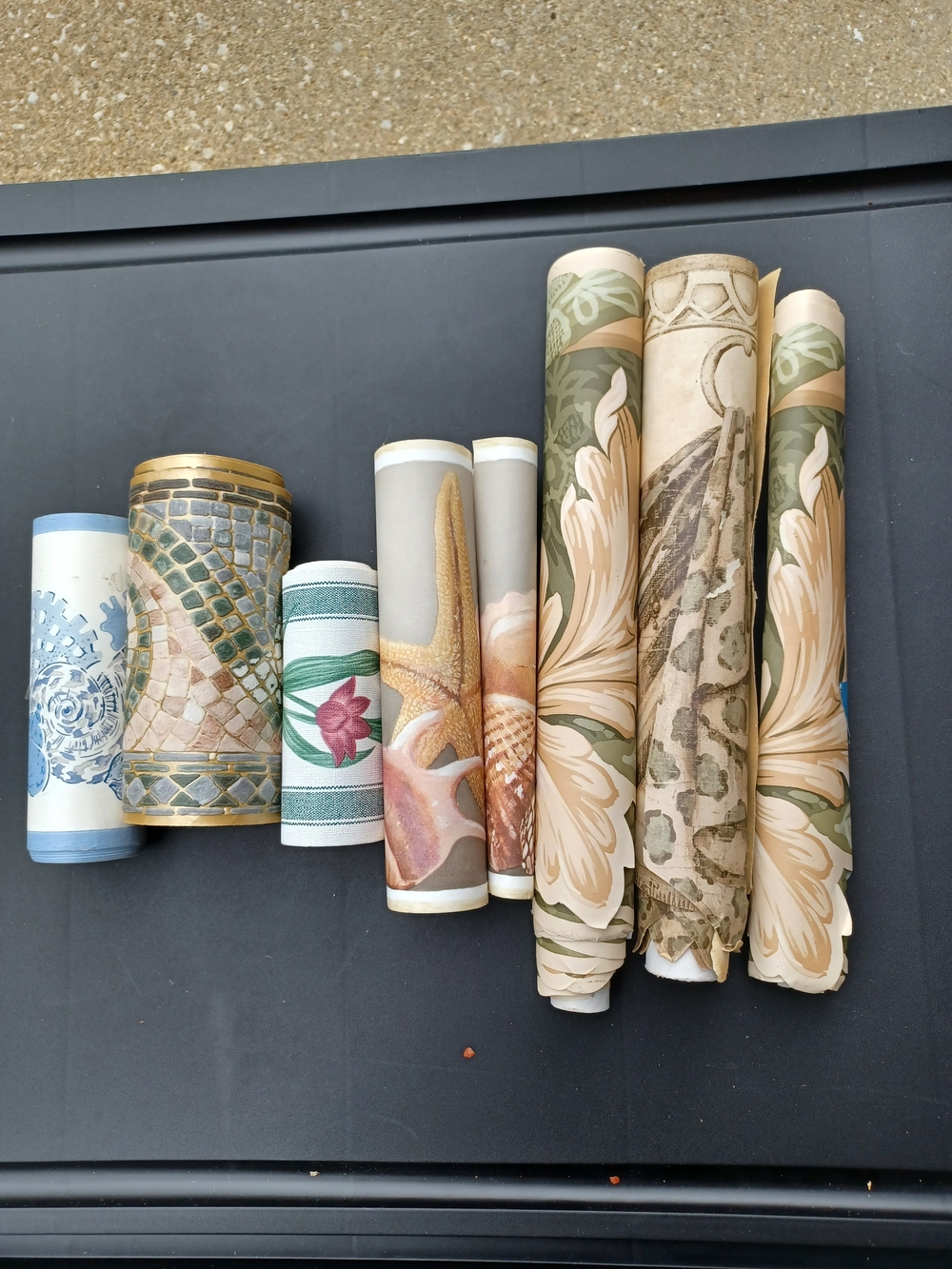 6 Vintage Wallpaper Border Rolls in Green, Beige, Blue, Pink